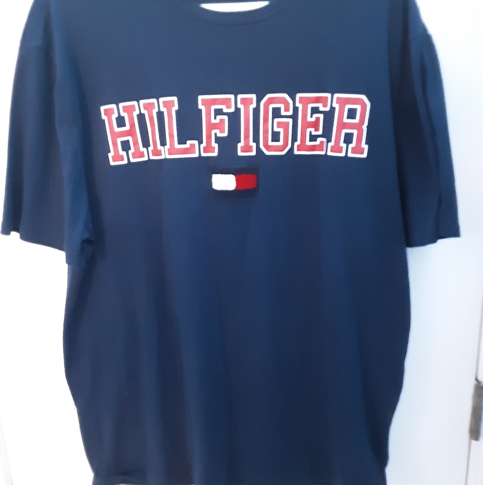 Tommy Hilfiger t shirt